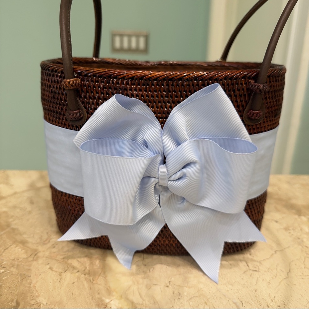Lisi Leren Bosom Buddy Woven Handbag
